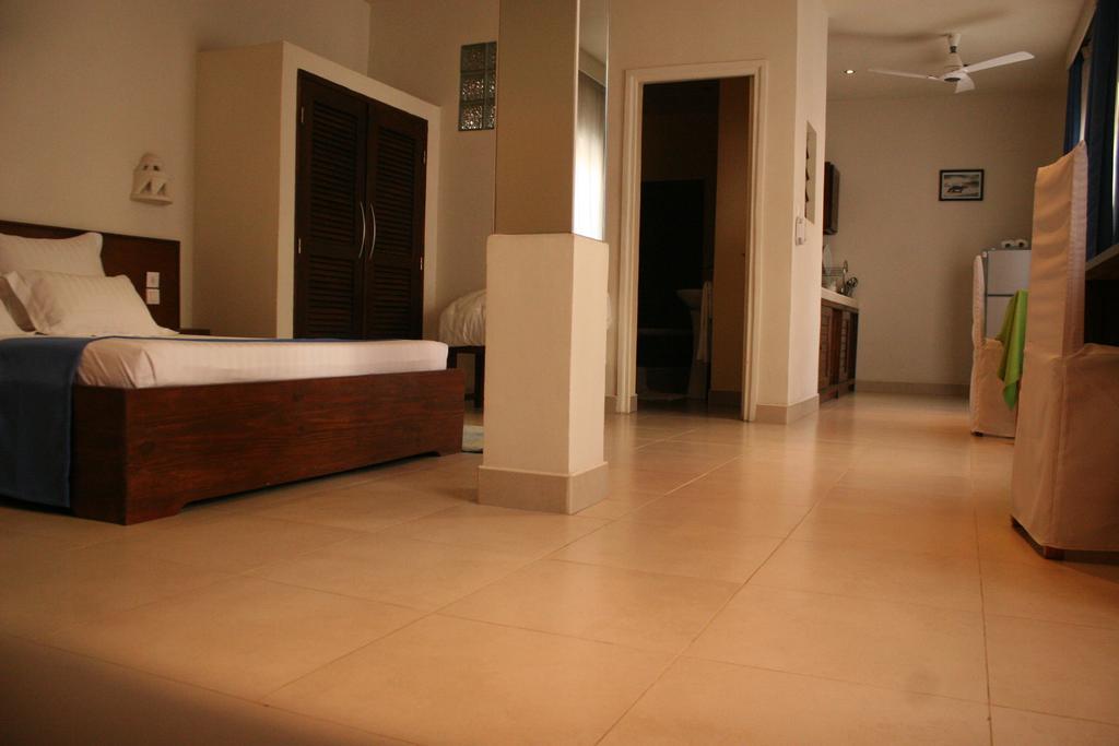 Le Lotus Bleu Hotell Antananarivo Eksteriør bilde