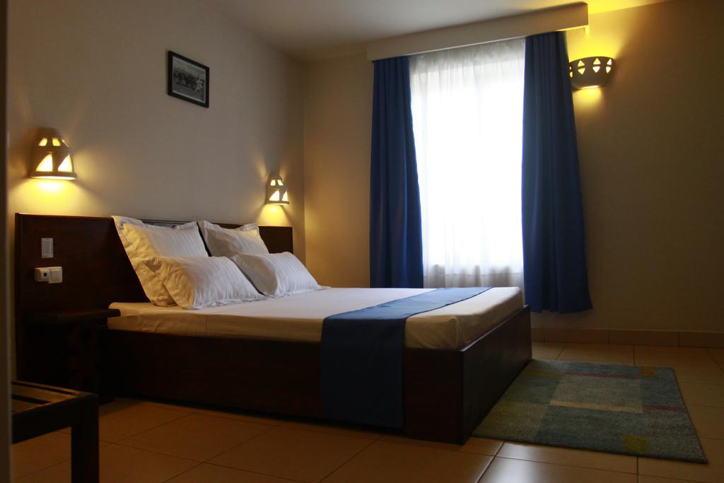 Le Lotus Bleu Hotell Antananarivo Eksteriør bilde